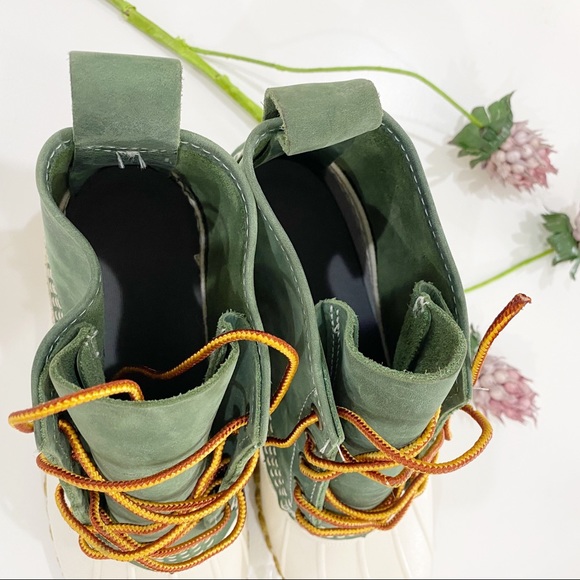 L.L. BEAN Sold-Out Small Batch 6-inch Green/White Bean Boots Size 10 - Picture 6 of 10